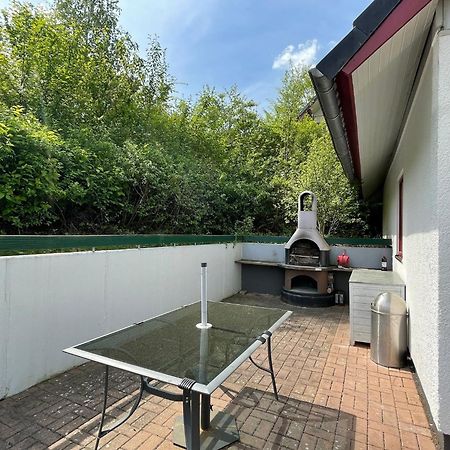 Fh "Baeren Ecke" Am See Im Hessischen Bergland Kirchheim  Exteriör bild