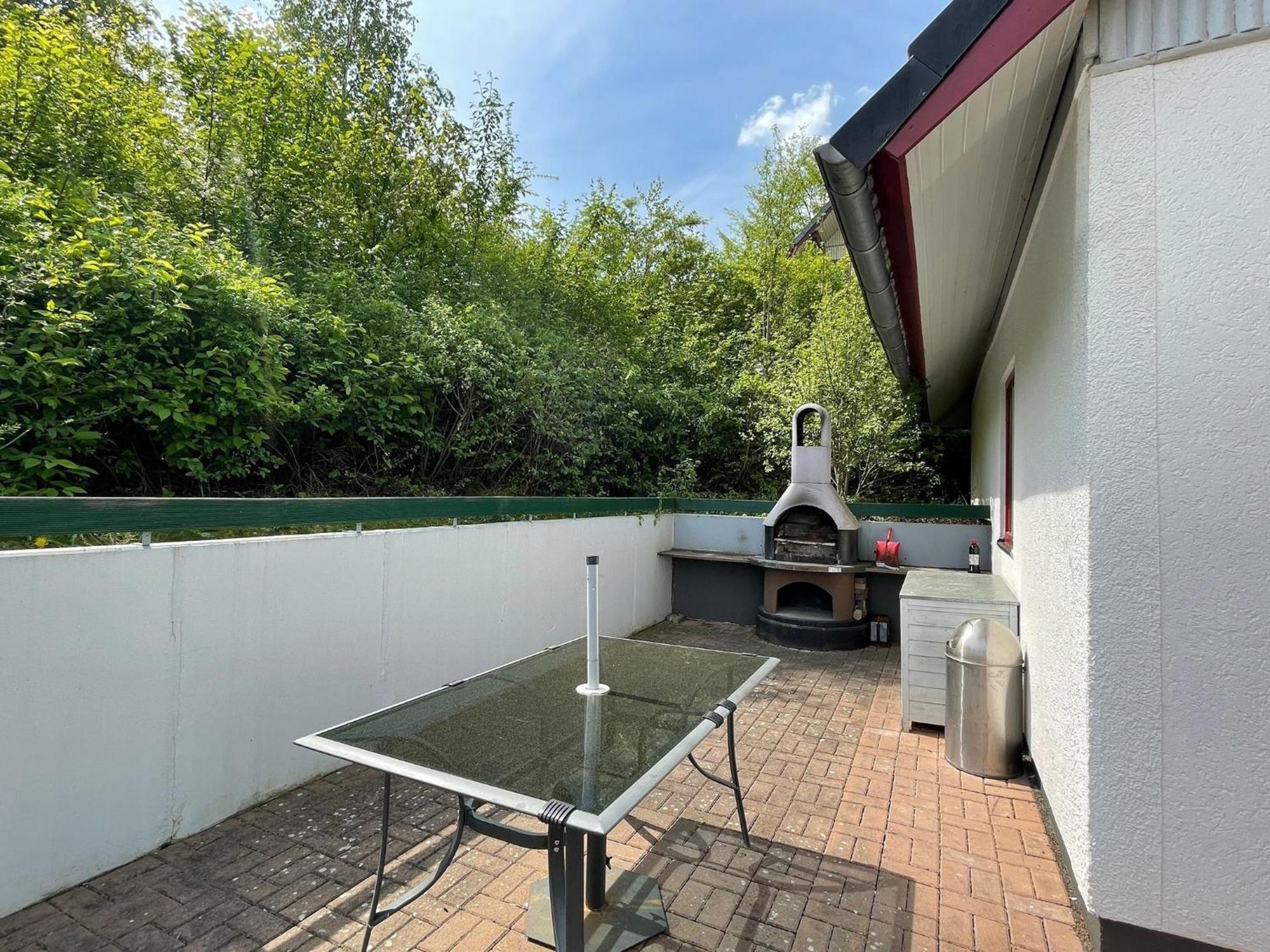 Fh "Baeren Ecke" Am See Im Hessischen Bergland Kirchheim  Exteriör bild