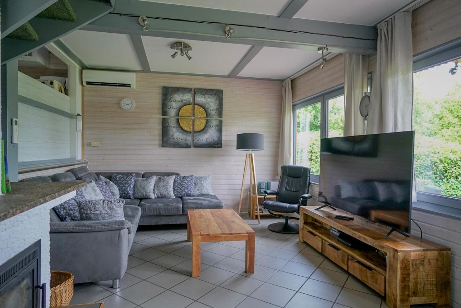 Fh "Baeren Ecke" Am See Im Hessischen Bergland Kirchheim  Exteriör bild